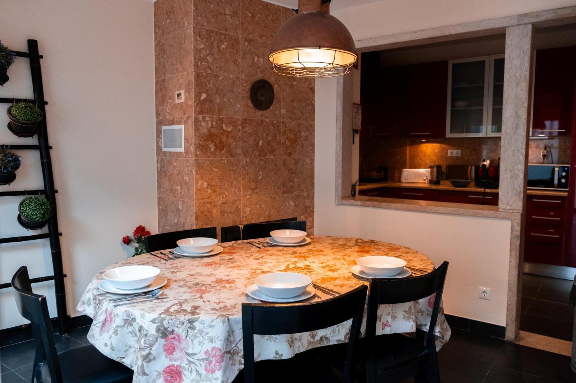ליסבון Flh Alcantara Stylish Duplex With Terrace מראה חיצוני תמונה